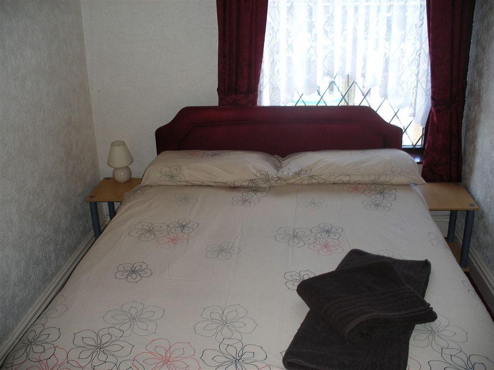 Leatham Park Guest House Μπλάκπουλ Εξωτερικό φωτογραφία